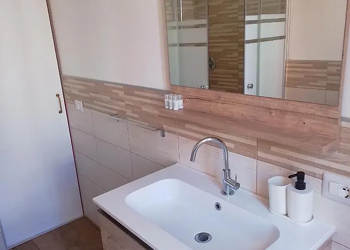 Apartament Domus Incantevole Vicino Colosseo Foro Rzym