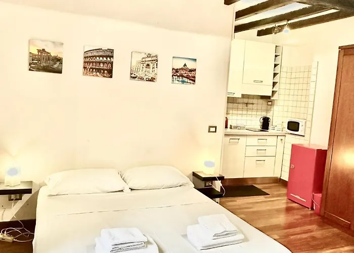 Domus Incantevole Vicino Colosseo Foro * Рим