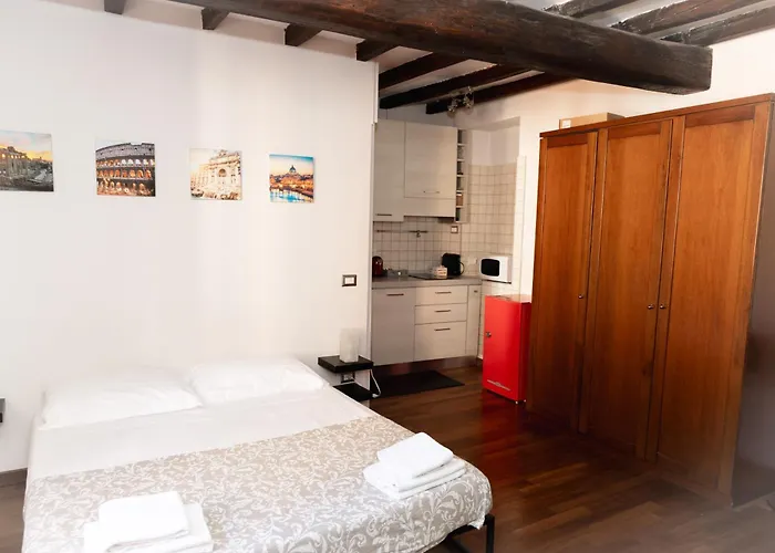 Domus Incantevole Vicino Colosseo Foro Apartament Rzym