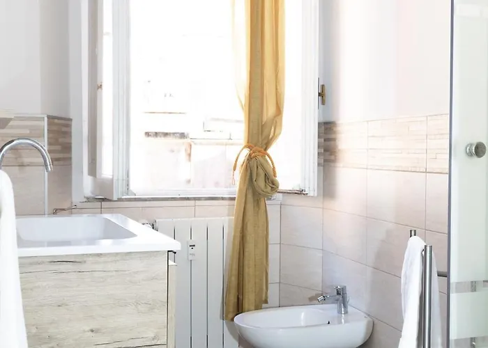 Apartament Domus Incantevole Vicino Colosseo Foro